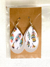 Load image into Gallery viewer, Handmade Earrings
