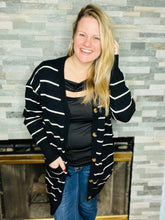 Load image into Gallery viewer, Black &amp; White Cardi
