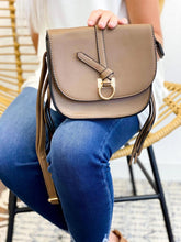 Load image into Gallery viewer, Crossbody Clutch With Fringe
