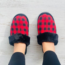 Load image into Gallery viewer, Corky’s Snooze Slipper
