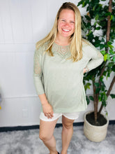 Load image into Gallery viewer, Lace Round Neck Top
