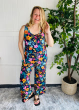 Load image into Gallery viewer, Vaca Floral Jumpsuit
