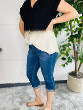 Load image into Gallery viewer, Judy Blue Mid Rise Capri
