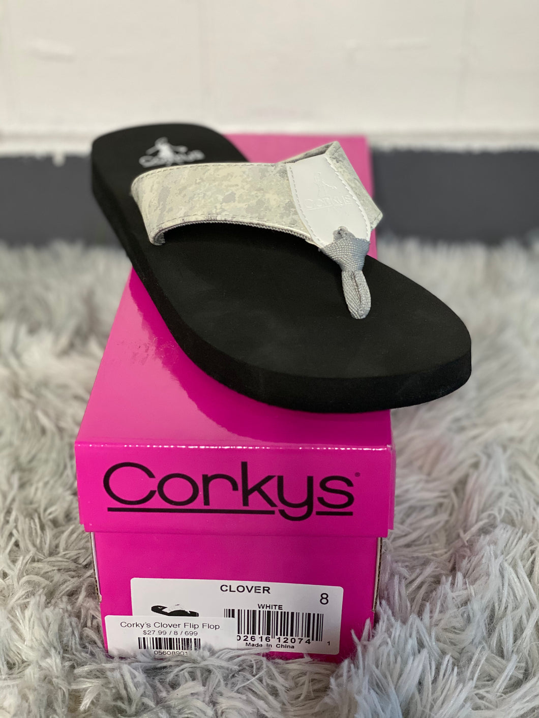Corky’s Clover Flip Flop