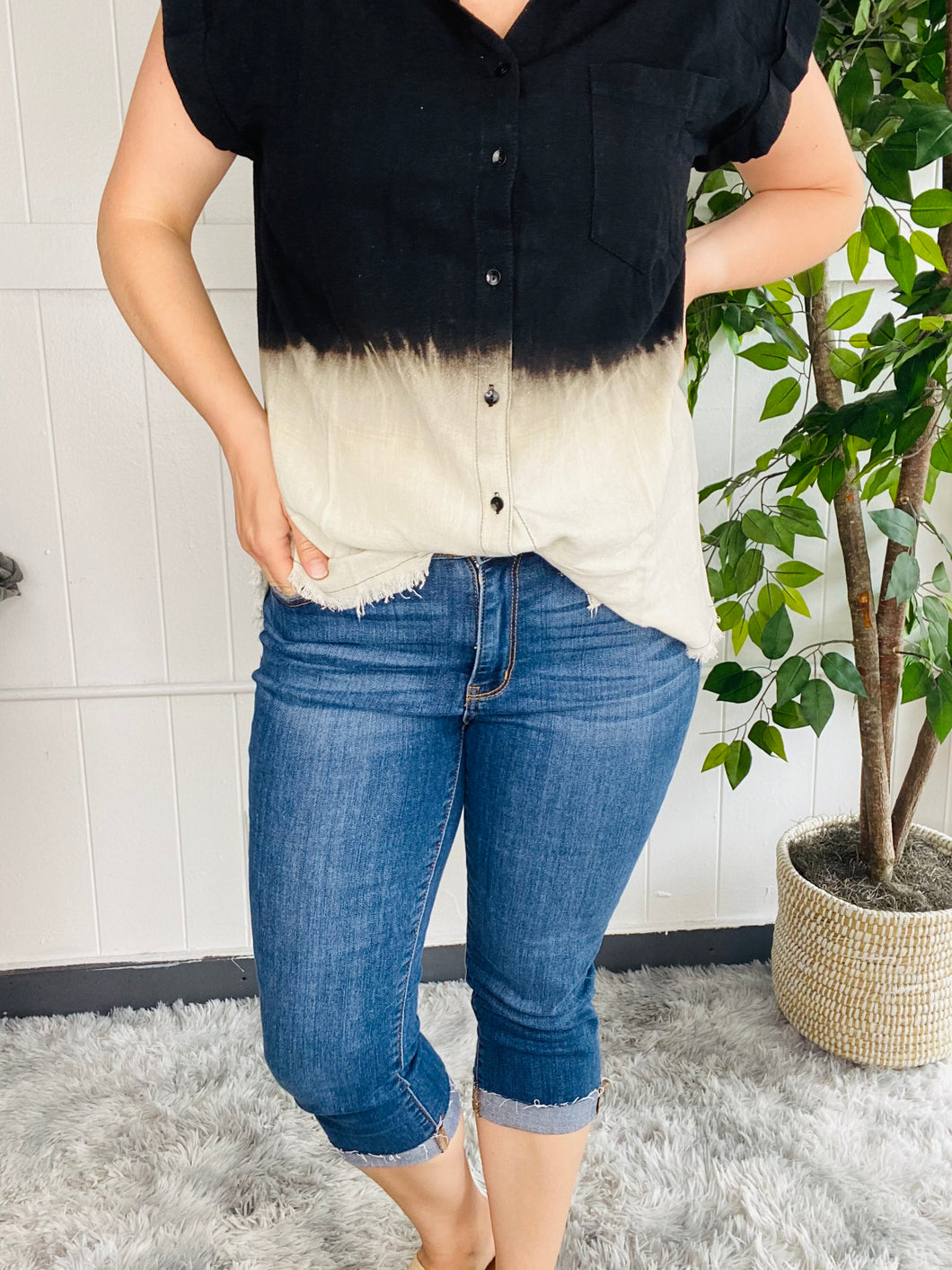 Judy Blue Mid Rise Capri